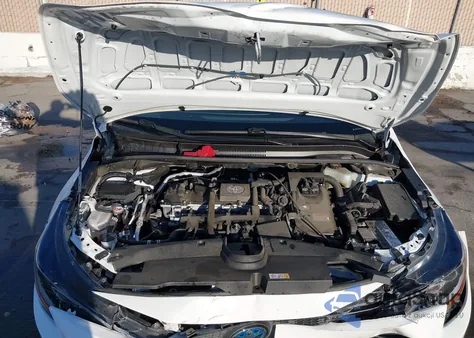 2022 Toyota Corolla Hybrid Le из США, поврежденный, VIN JTDEAMDE4N3002453